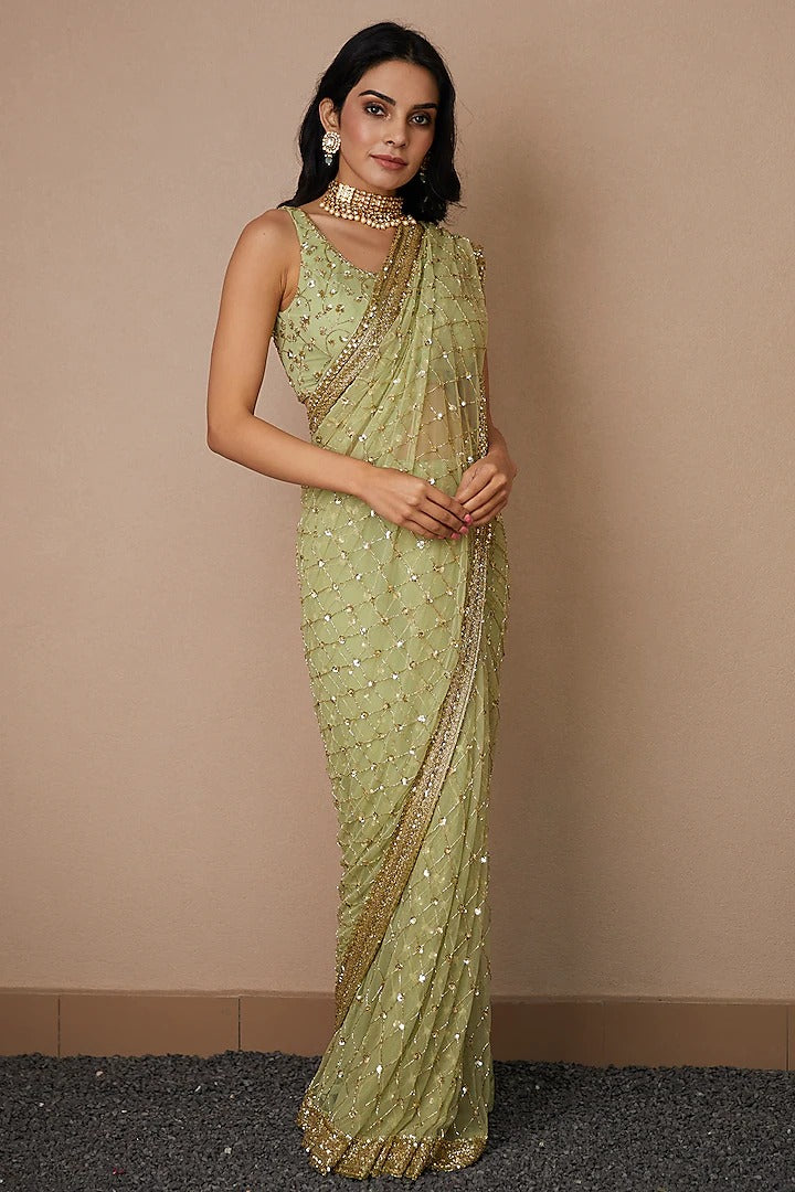 Buy Trendy Green Saree Online in India - Joshindia