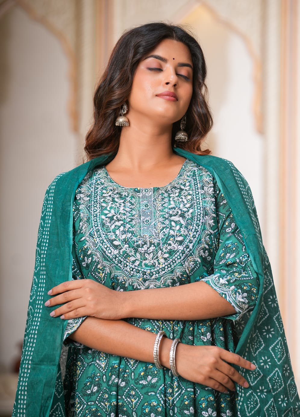 Buy Trendy Green Kurtas Online in India - Joshindia