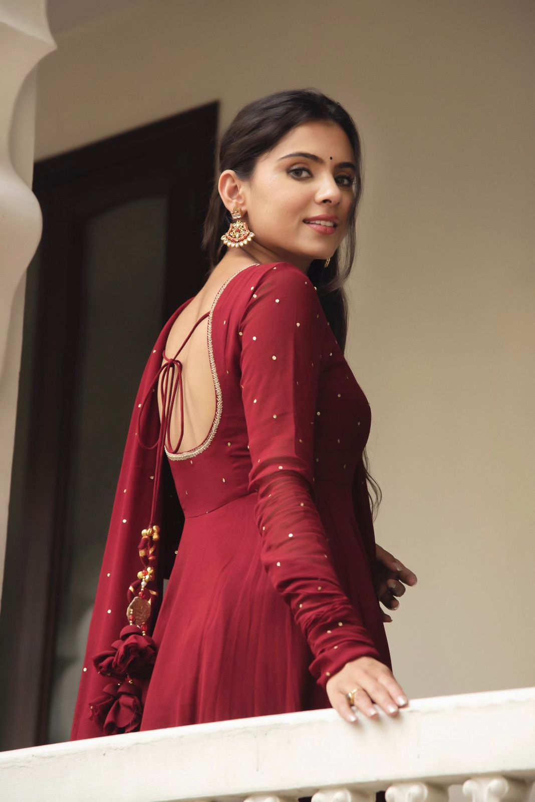 Red on sale gown online