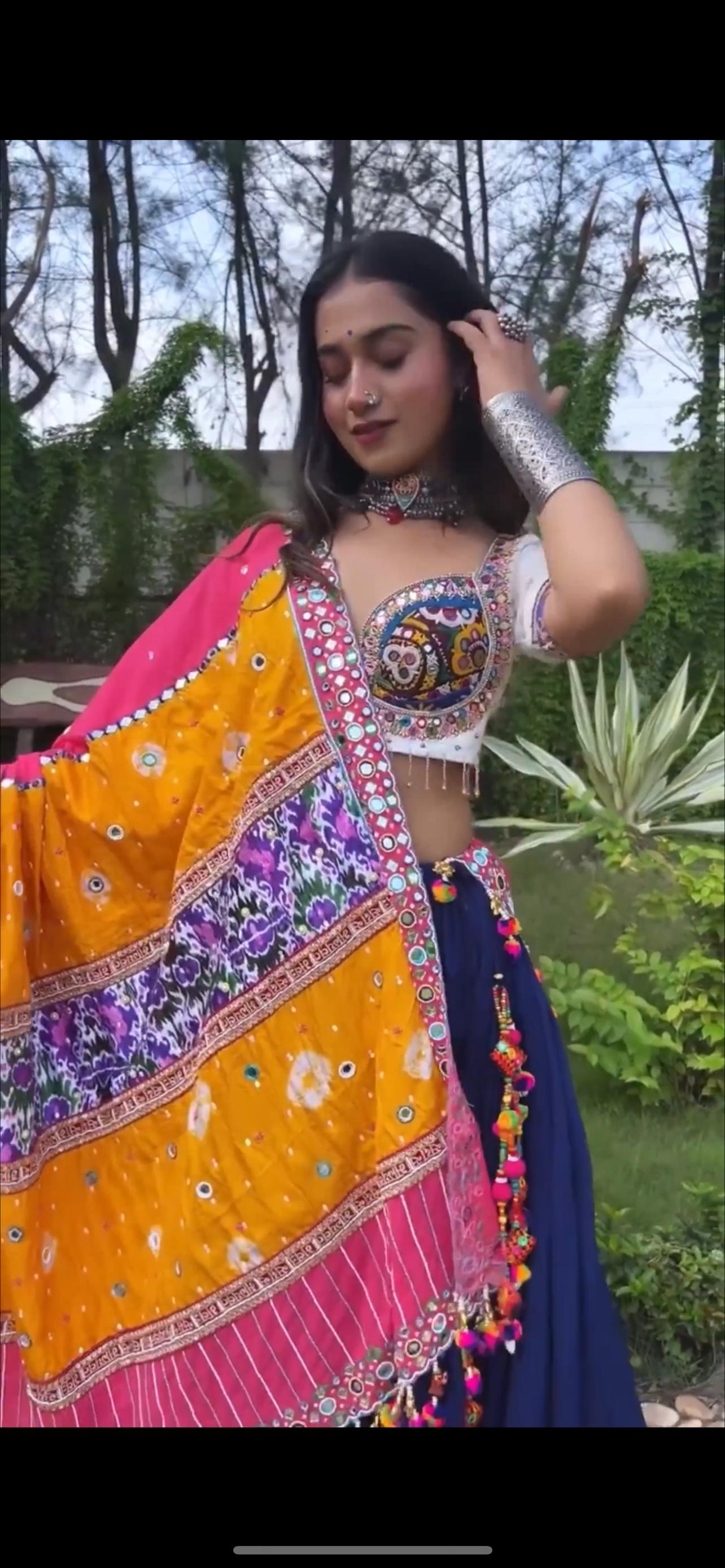 20 Latest Lehenga Blouse Designs For Women To Try In 2023 | Latest lehenga  blouse designs, Bridal lehenga, Lehenga blouse designs