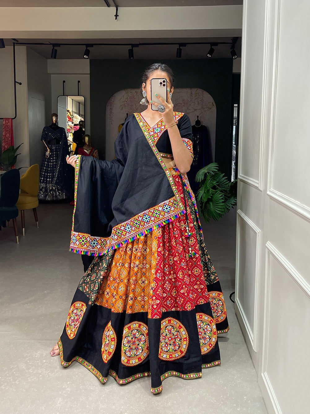 Expensive | Rust Designer Gown Banglori Silk Plain Saree and Rust Designer  Gown Banglori Silk Plain Sari online shopping
