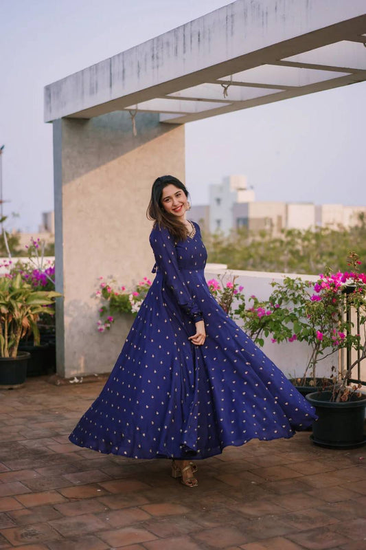 Beautiful Blue Chiffon Dresses for Any Occasion - Joshindia