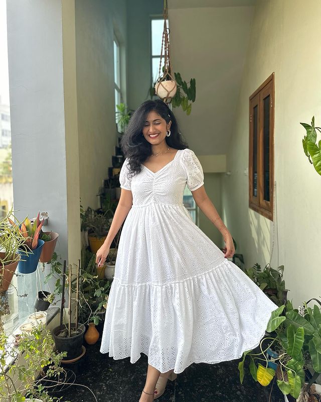 Buy White Dress Online in India at Best Price - Joshindia