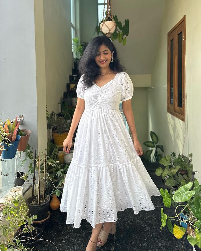 Buy White Dress Online in India at Best Price - Joshindia