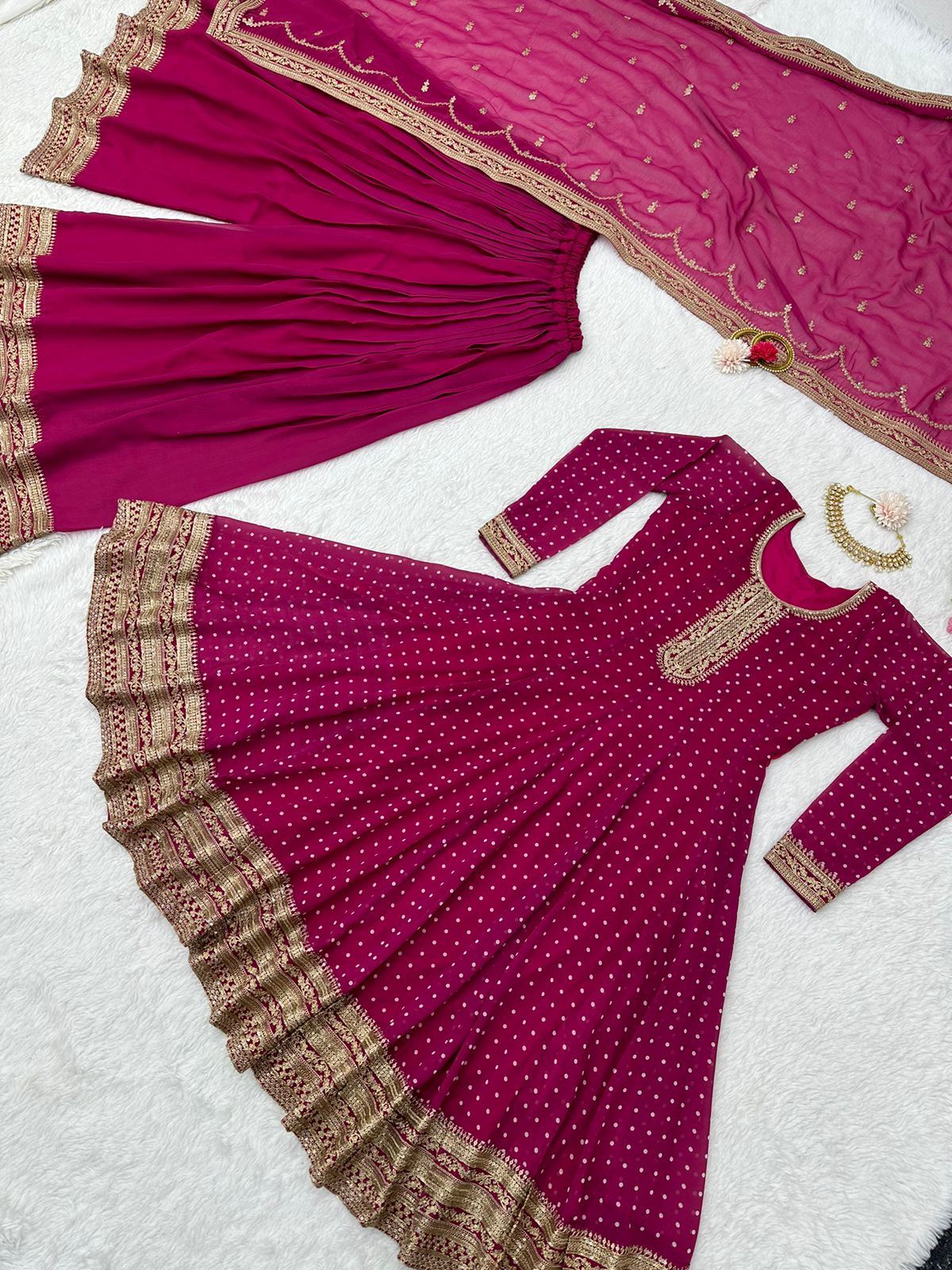 Vega Fashion Mom: Anarkali Indian Umbrella Fancy Frocks-Anarkali Churidar  Shalwar-Kamiz New Fashion Dresses