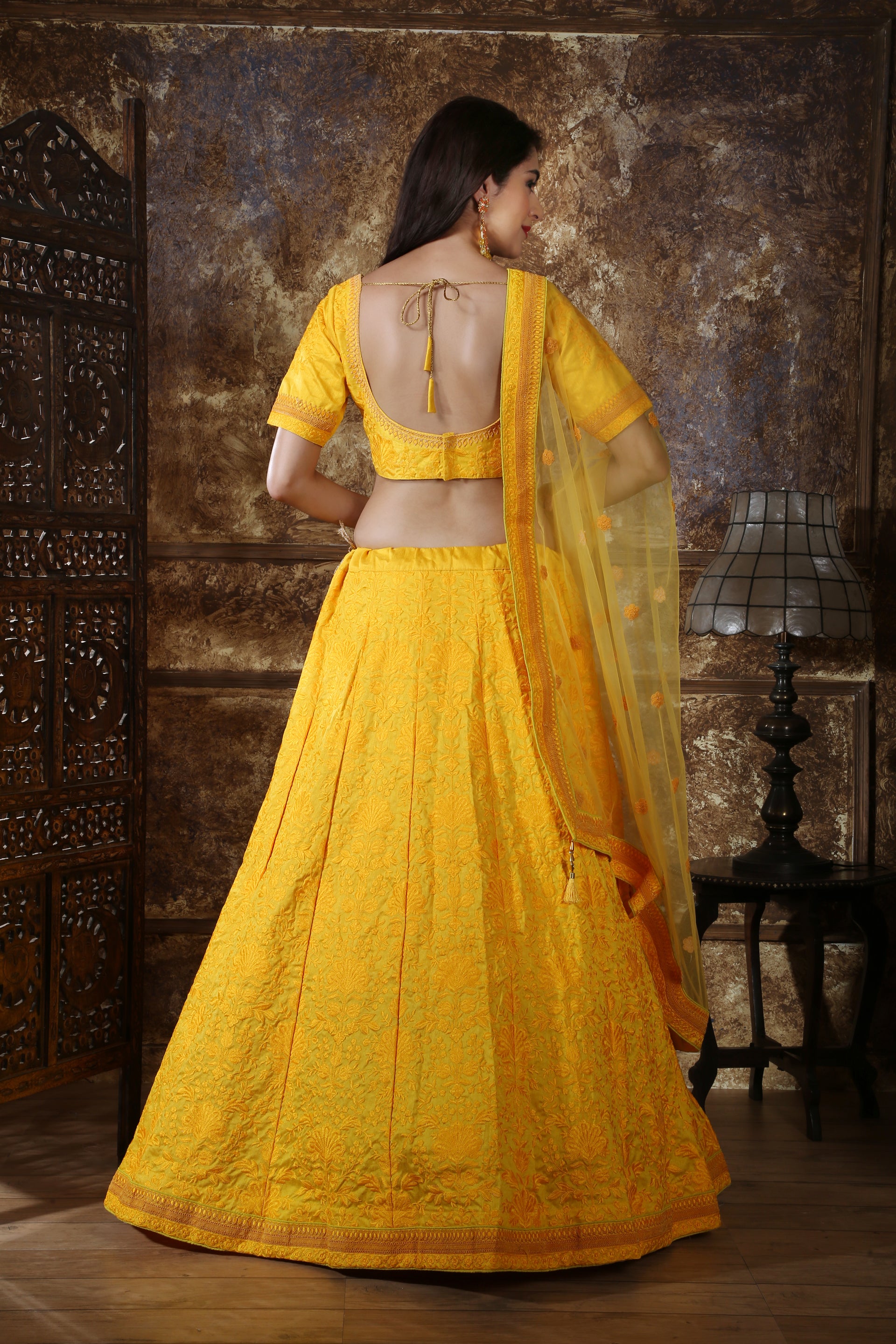 canary yellow hand embroidered lehenga set | Haldi outfits, Lehenga, Party  wear lehenga