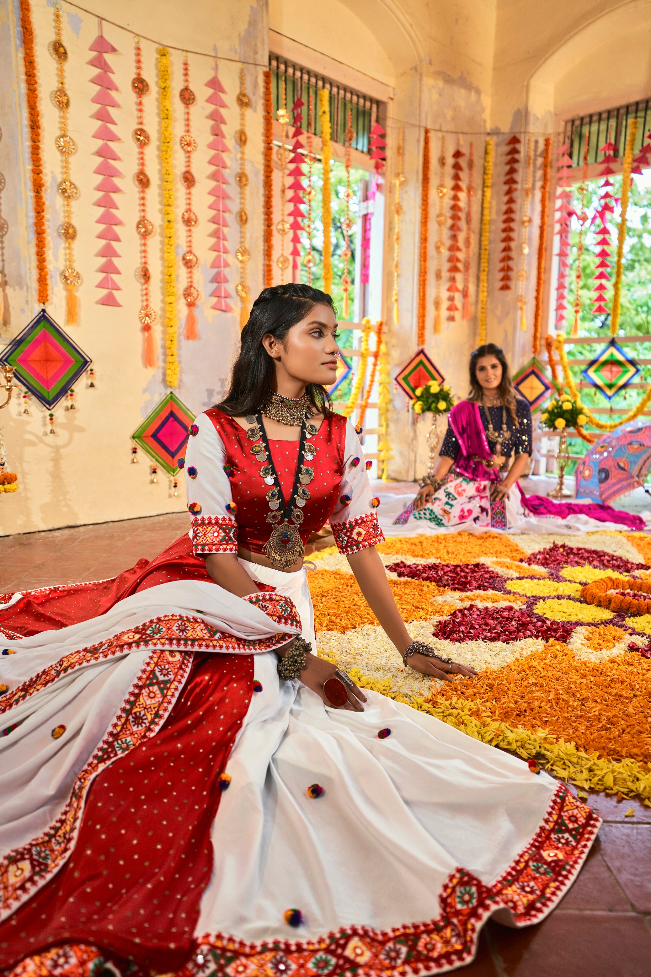 Orange Color Indian Garba Chaniya Choli #LehengaCholi | Garba dress,  Dandiya dress, Garba chaniya choli