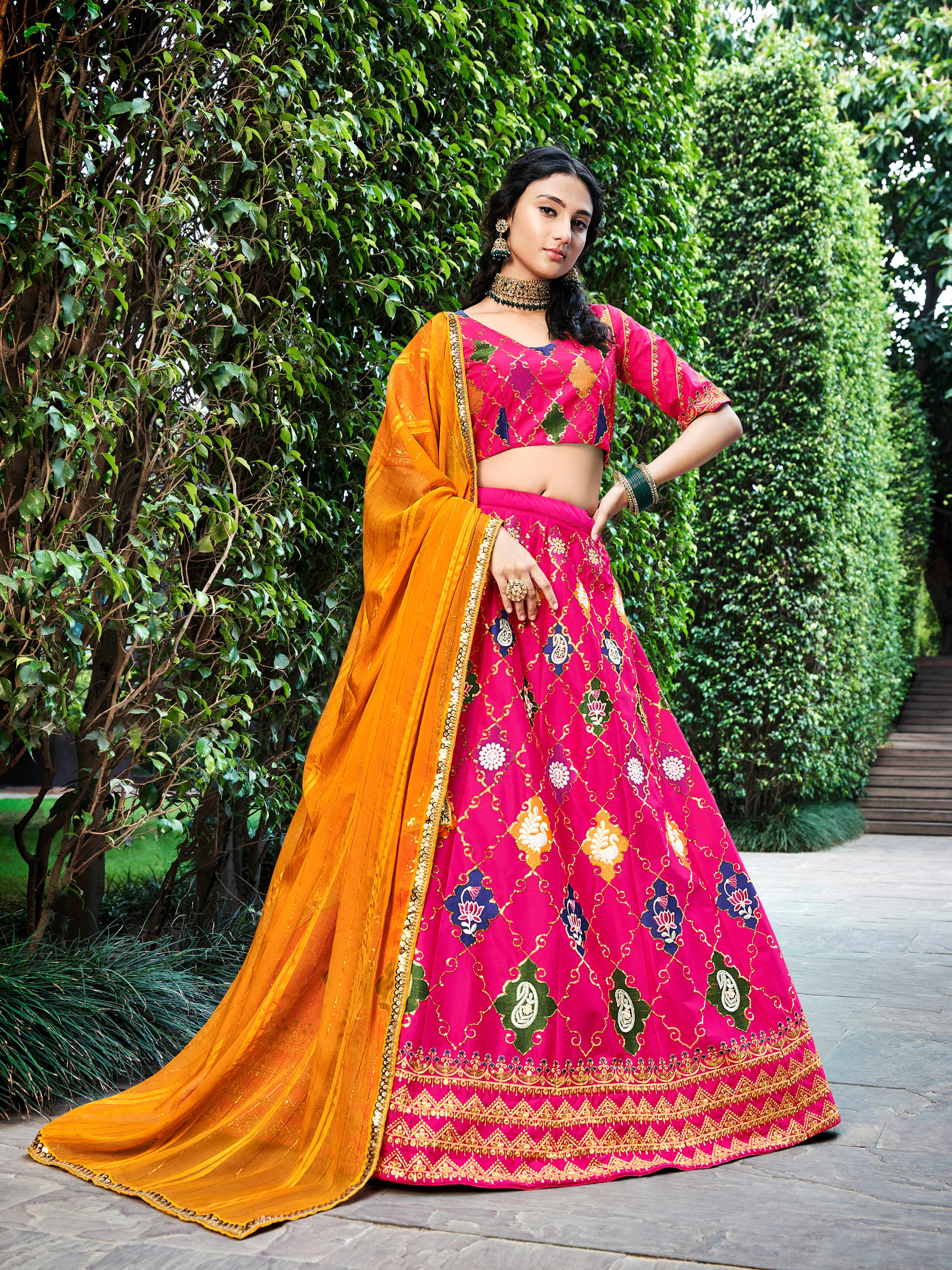 Banarasi Silk Pink & Yellow Lehenga Designer Choli at Rs 3860 in Mumbai