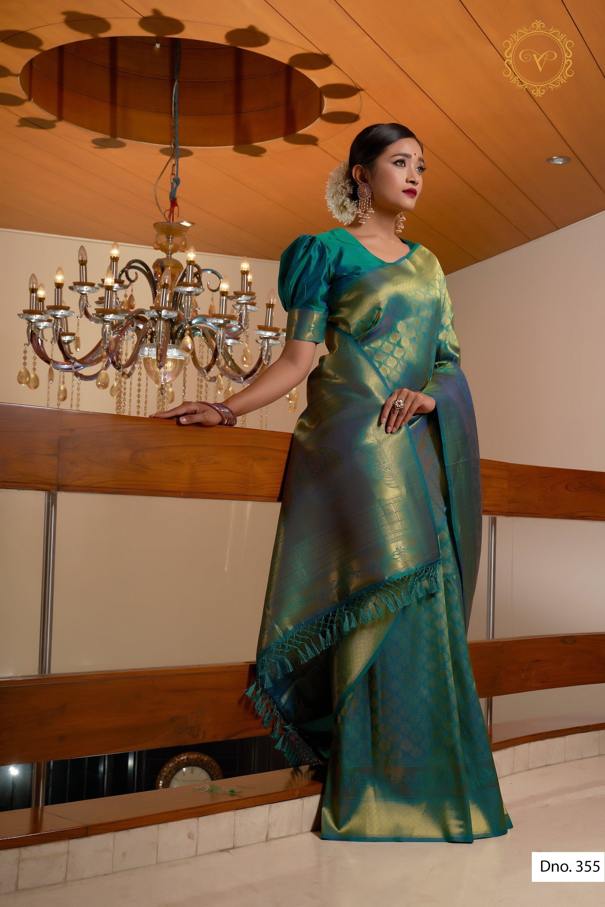 green color silk saree - Joshindia