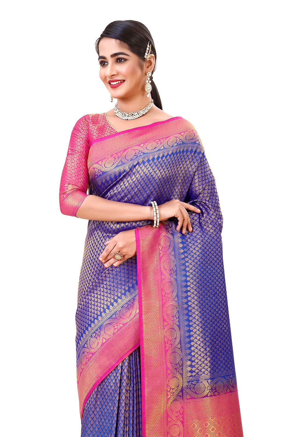 HAND WOVEN OPARA SILK SAREE WITH JARI