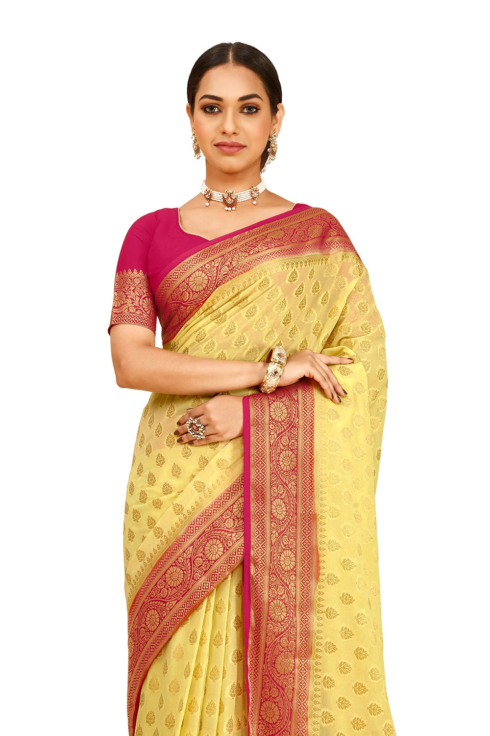 Wedding Wear Banarasi Silk Designer Saree 2023, 5.5 Mtr at Rs 795 in Surat