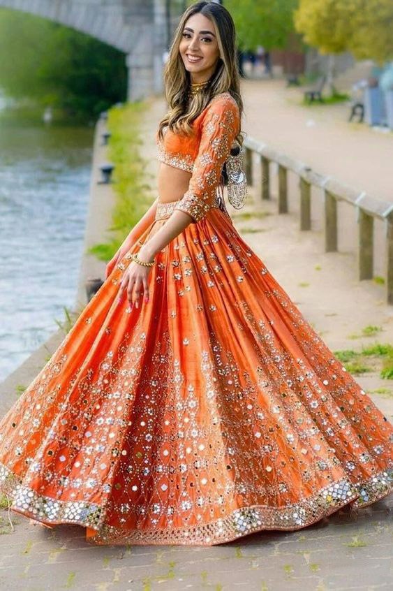 HOW TO WEAR SAREE LIKE LEHENGA IN 13 DIFFERENT WAYS! - Baggout