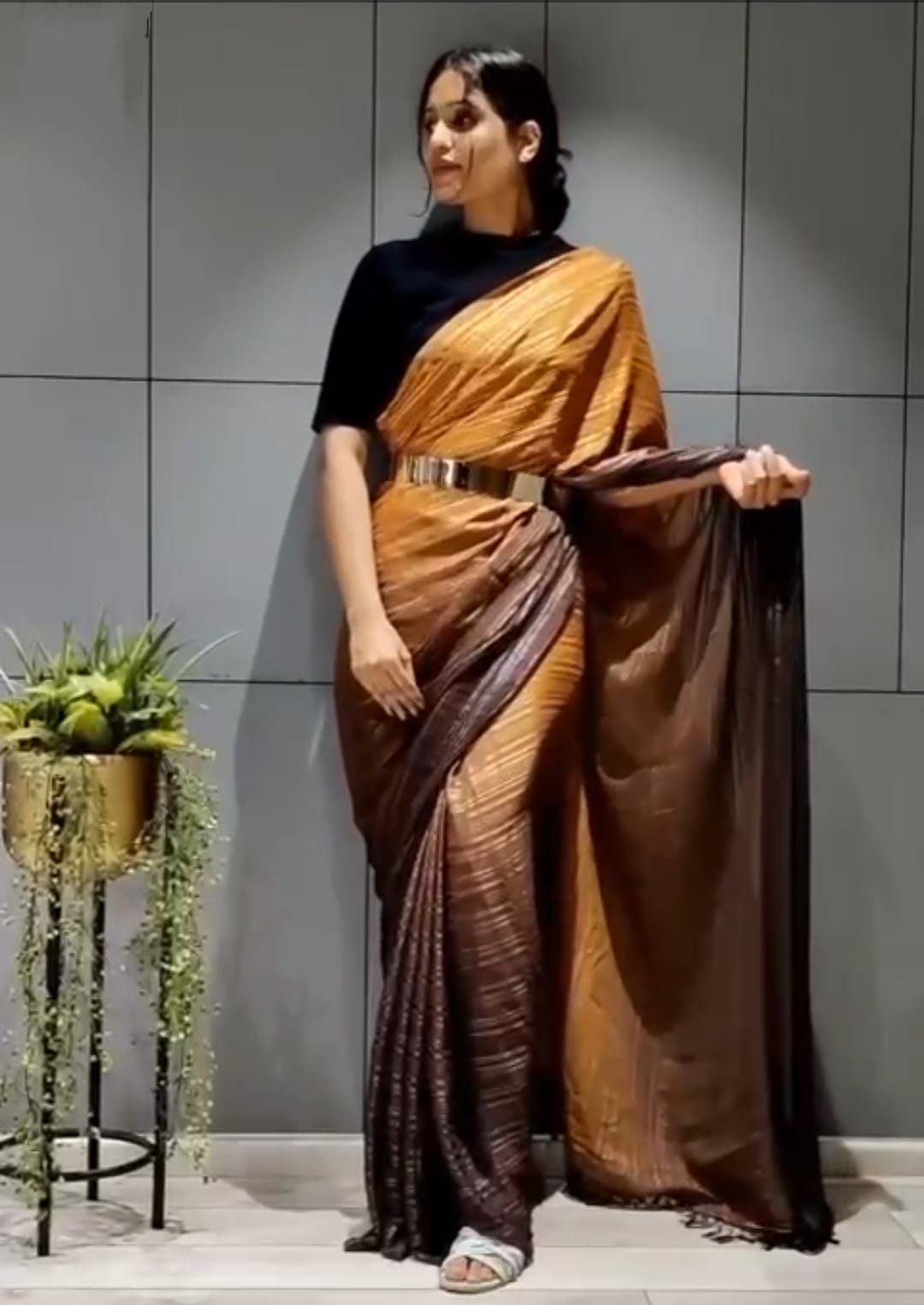 Buy Metal Belt Chiffon Padding Ready To Wear Saree Online - Joshindia