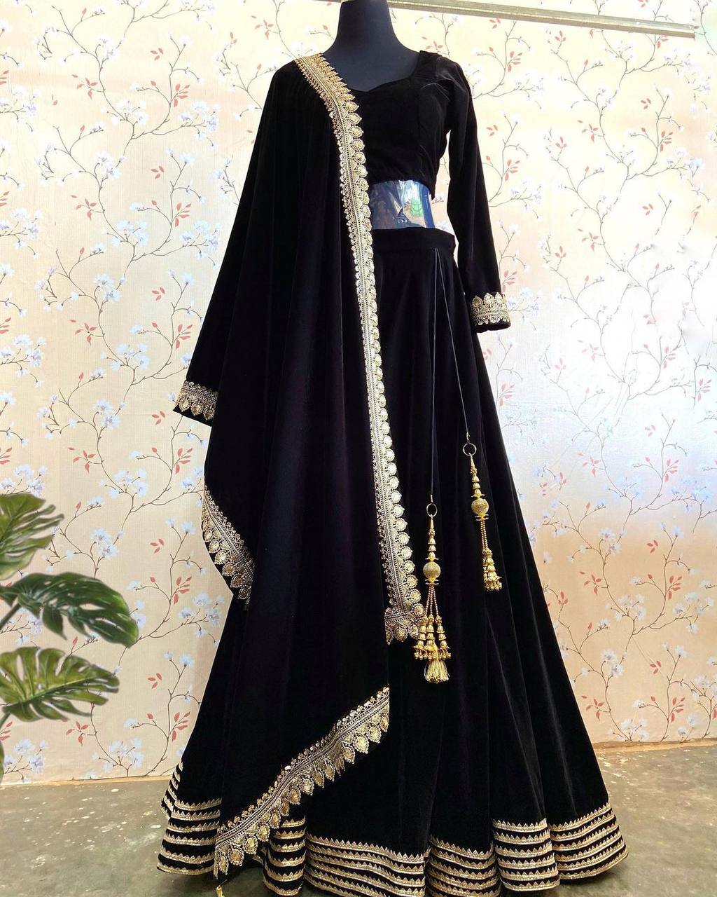 Best Payal Singhal Outfits We Spotted on Instagram For Brides-to-be! |  WeddingBazaar