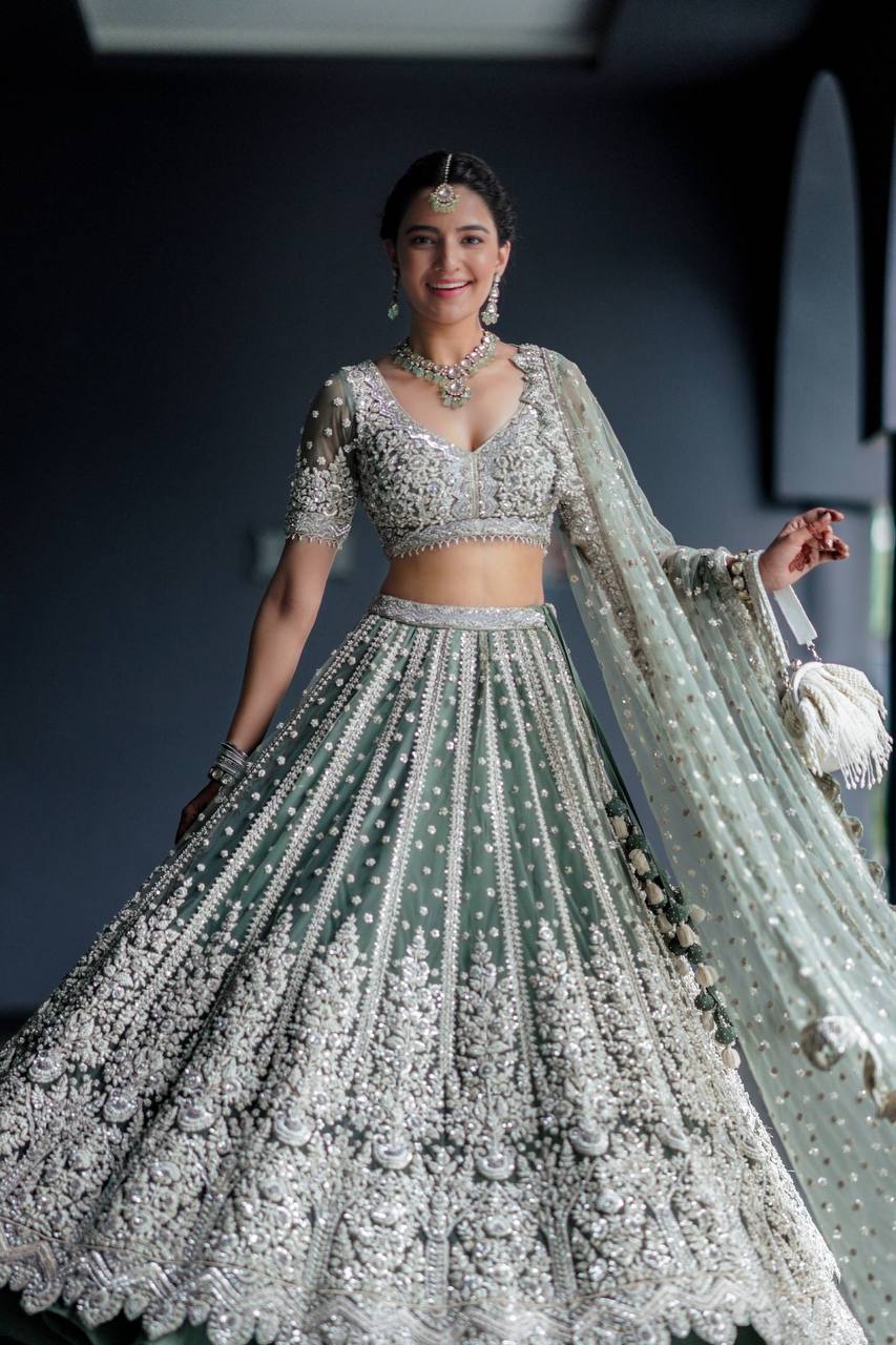 Silver Embroidery Fancy Party Wear Lehenga, 2.25 Meter at Rs 3995 in Surat